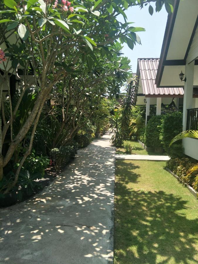 Lanta Fa Rung Beach Resort Ko Lanta Exteriör bild