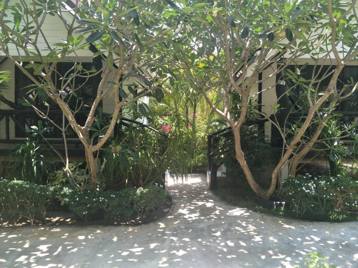 Lanta Fa Rung Beach Resort Ko Lanta Exteriör bild