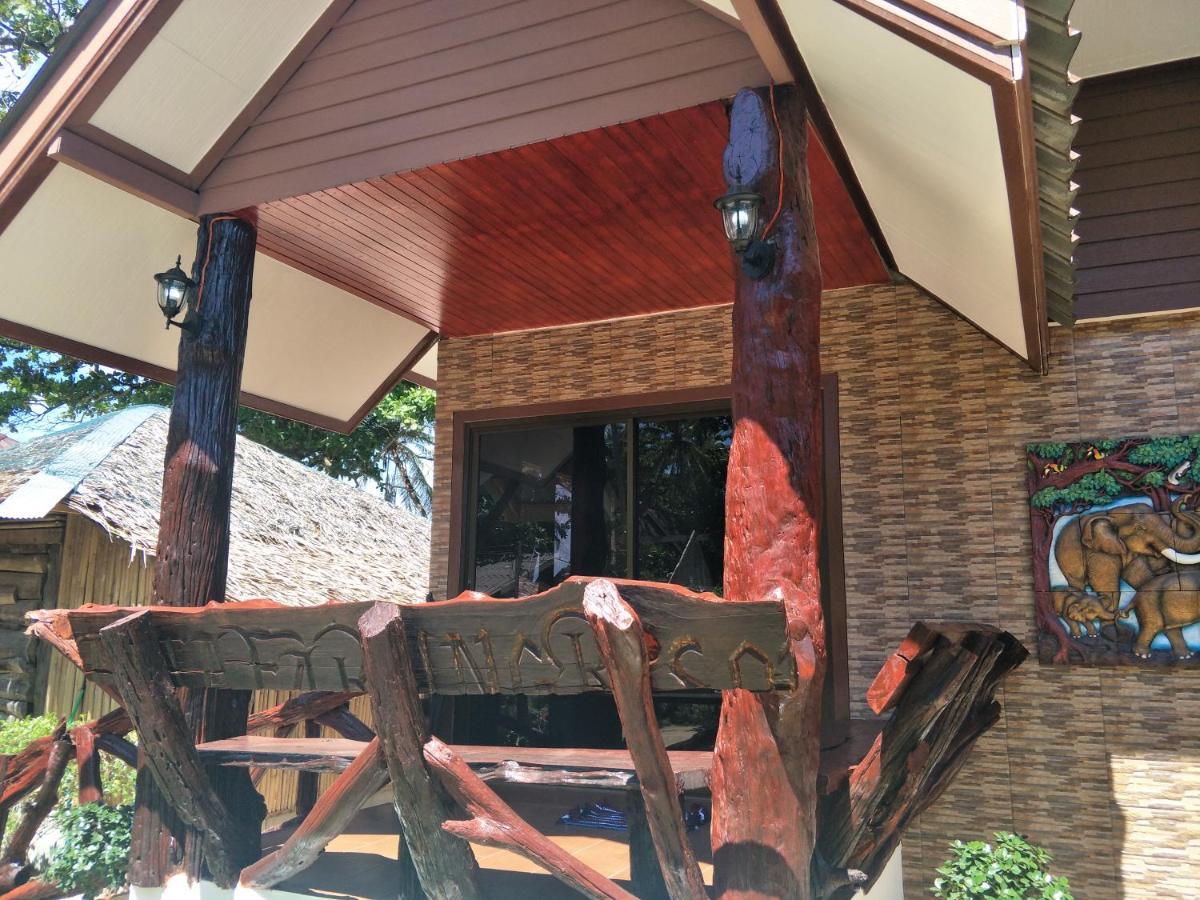 Lanta Fa Rung Beach Resort Ko Lanta Rum bild