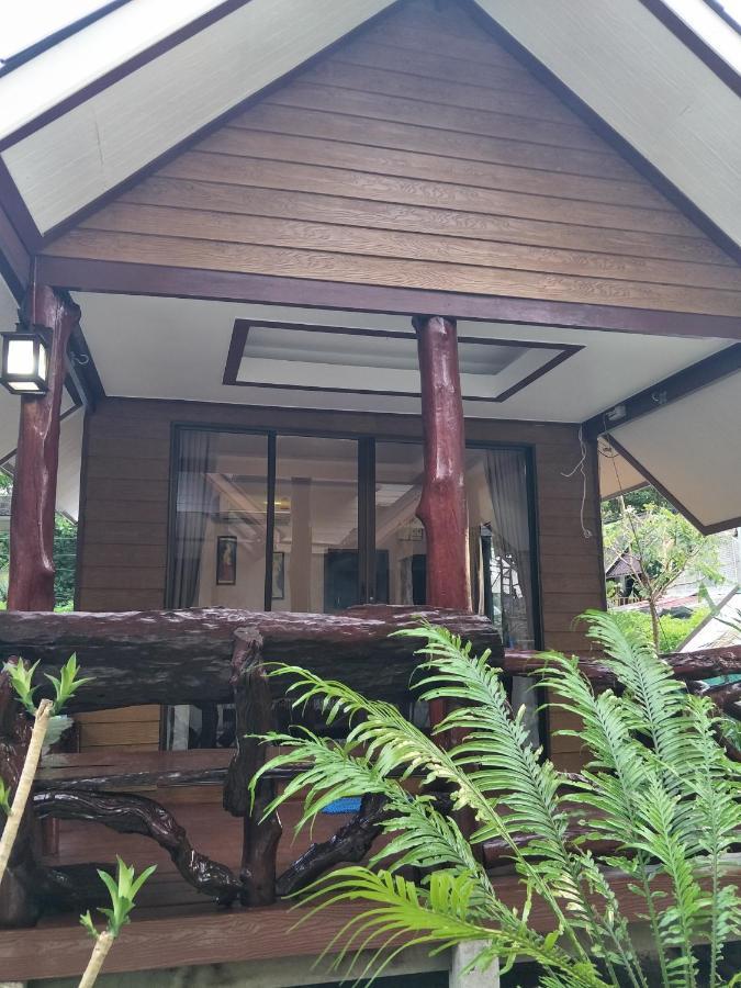 Lanta Fa Rung Beach Resort Ko Lanta Rum bild