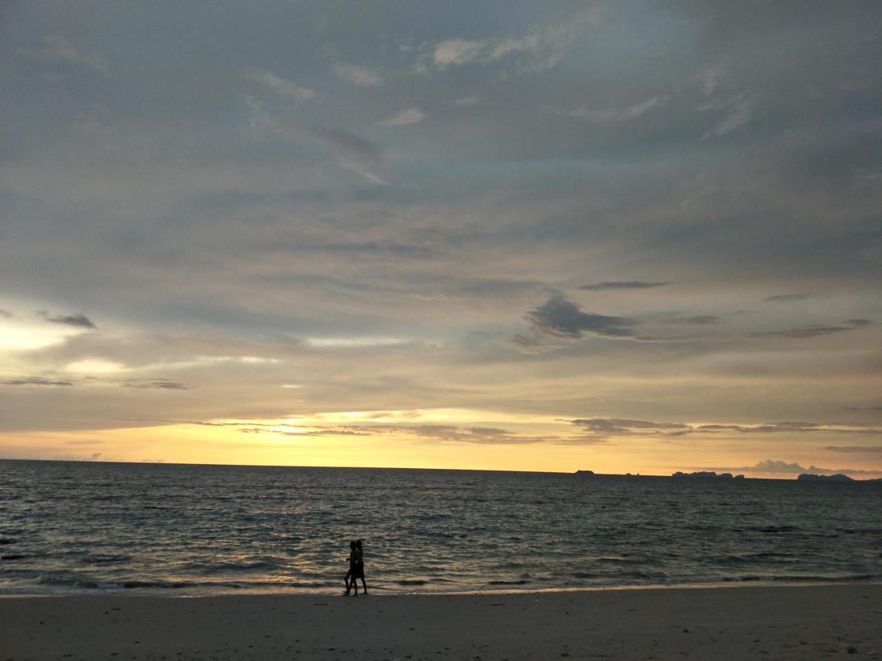 Lanta Fa Rung Beach Resort Ko Lanta Exteriör bild